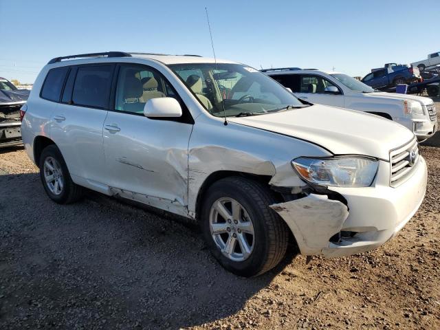 JTEES41A282040705 - 2008 TOYOTA HIGHLANDER WHITE photo 4