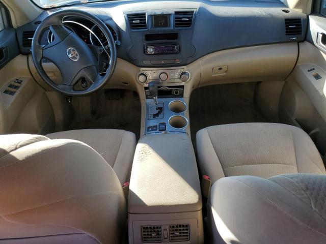 JTEES41A282040705 - 2008 TOYOTA HIGHLANDER WHITE photo 8