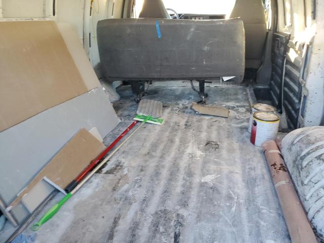 1GCGG25C681102627 - 2008 CHEVROLET EXPRESS G2 Biały zdjęcie 10