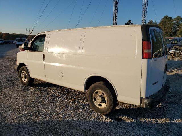 1GCGG25C681102627 - 2008 CHEVROLET EXPRESS G2 Biały zdjęcie 2