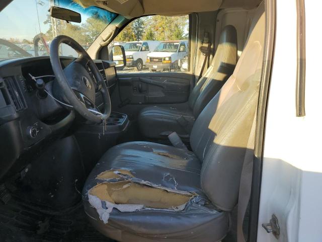 1GCGG25C681102627 - 2008 CHEVROLET EXPRESS G2 Biały zdjęcie 7