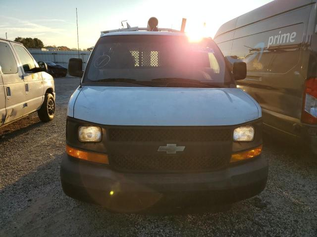 1GCWGFCAXD1904077 - 2013 CHEVROLET EXPRESS G2 Blanco foto 5
