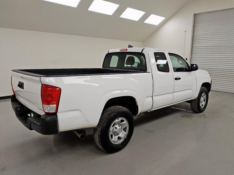 5TFRX5GN8GX063236 - 2016 TOYOTA TACOMA ACCESS CAB WHITE photo 3