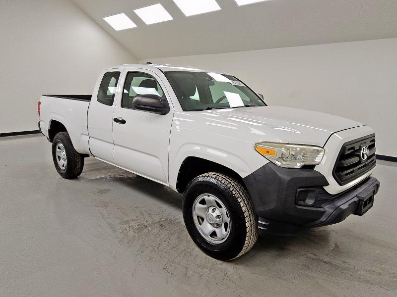 5TFRX5GN8GX063236 - 2016 TOYOTA TACOMA ACCESS CAB WHITE photo 4