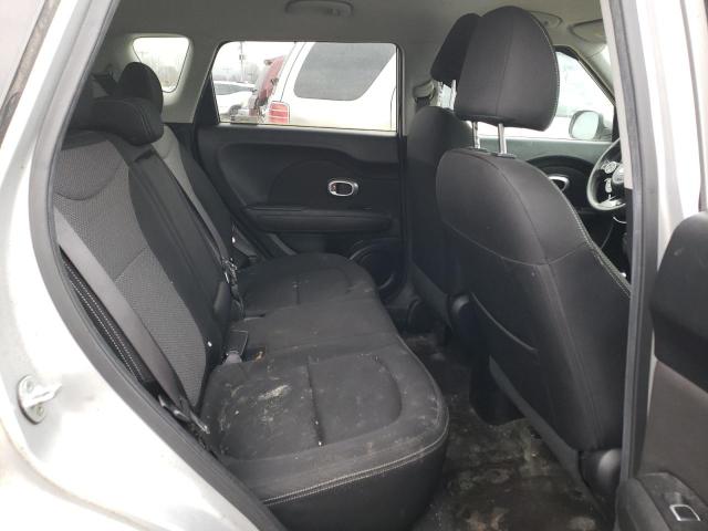KNDJP3A53H7421550 - 2017 KIA SOUL + SILVER photo 10