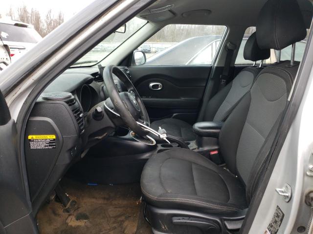 KNDJP3A53H7421550 - 2017 KIA SOUL + SILVER photo 7