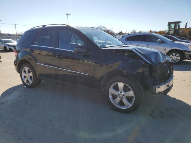 4JGBB8GB7BA674857 - 2011 MERCEDES-BENZ ML 350 4MATIC BLACK photo 4