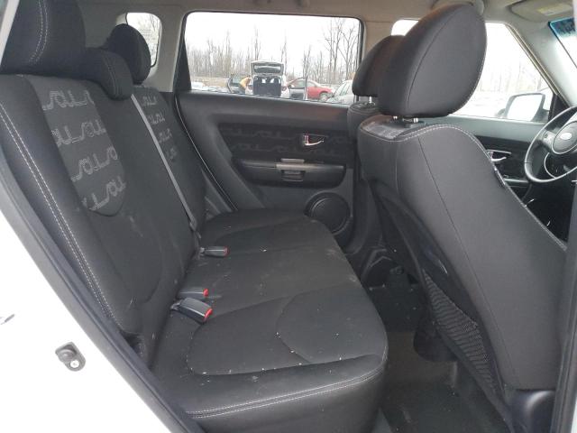 KNDJT2A61C7409842 - 2012 KIA SOUL + WHITE photo 11