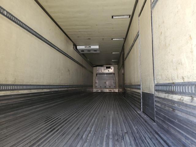 1UYVS2483GU427446 - 2016 UTILITY VS2RA WHITE photo 6