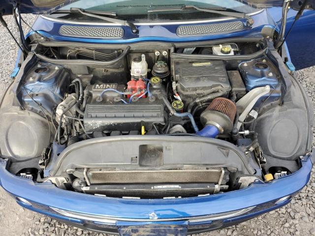 WMWRC33424TC53324 - 2004 MINI COOPER BLUE photo 11