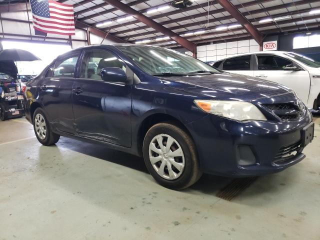 2T1BU4EE2CC857584 - 2012 TOYT COROLLA BASE أزرق صورة 4