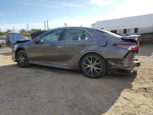 4T1G11AKXPU739294 - 2023 TOYOTA CAMRY SE NIGHT SHADE GRAY photo 2