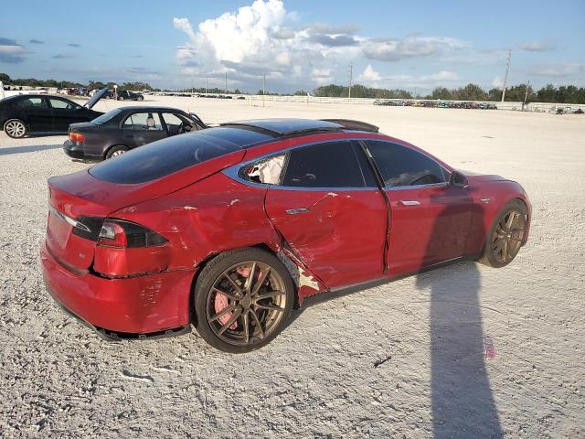 5YJSA1CN7DFP28165 - 2013 TESLA MODEL S RED photo 3