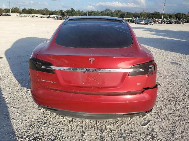 5YJSA1CN7DFP28165 - 2013 TESLA MODEL S RED photo 6