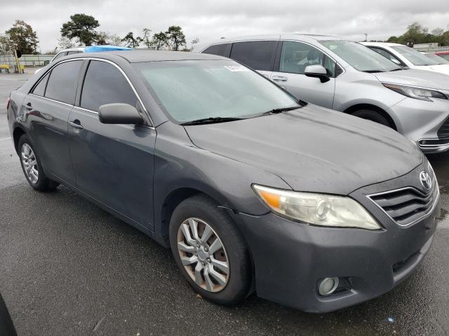 4T1BF3EK1AU015163 - 2010 TOYOTA CAMRY BASE ნაცრისფერი ფოტო 4