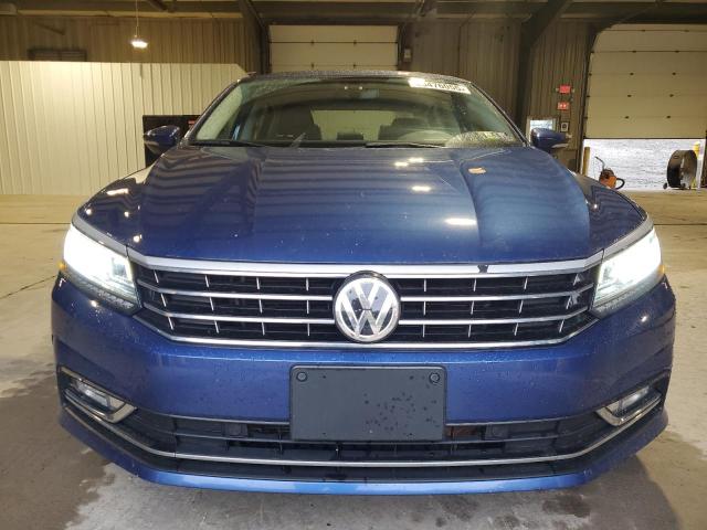 1VWGT7A33HC057274 - 2017 VOLKSWAGEN PASSAT SE 蓝色 照片 5