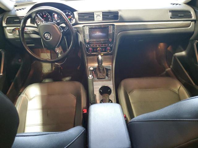 1VWGT7A33HC057274 - 2017 VOLKSWAGEN PASSAT SE 蓝色 照片 8