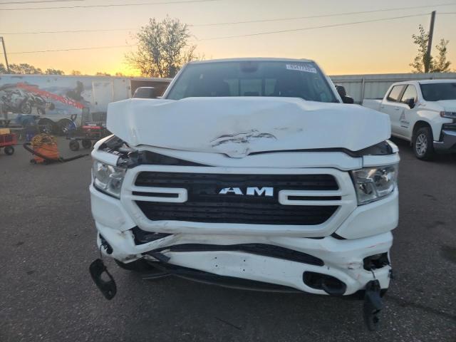 1C6SRFMT2KN725215 - 2019 RAM 1500 BIG HORN/LONE STAR WHITE photo 5