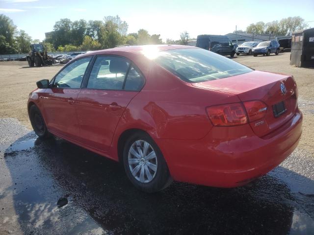 3VW2K7AJ4EM221217 - 2014 VOLKSWAGEN JETTA BASE RED photo 2
