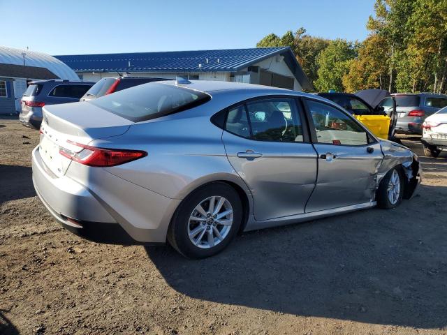 4T1DAACK8SU572538 - 2025 TOYOTA CAMRY XSE SILVER photo 3