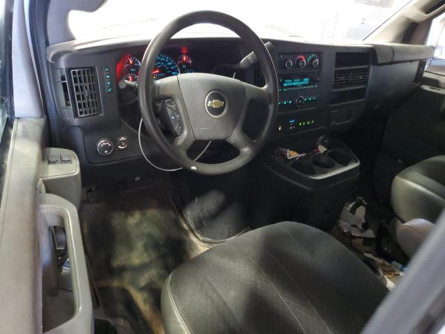 1GCWGAFG4K1309015 - 2019 CHEVROLET EXPRESS G2500 Weiß Foto 8