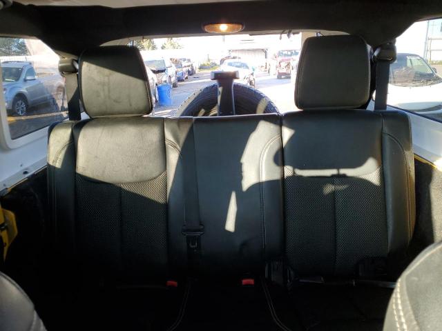 1C4BJWEGXFL596210 - 2015 JEEP WRANGLER U SAHARA YELLOW photo 10