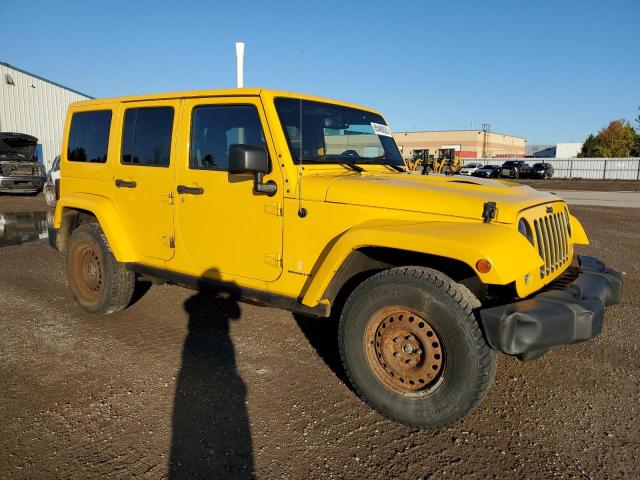 1C4BJWEGXFL596210 - 2015 JEEP WRANGLER U SAHARA YELLOW photo 4