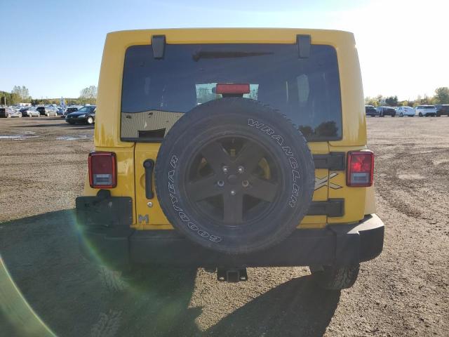 1C4BJWEGXFL596210 - 2015 JEEP WRANGLER U SAHARA YELLOW photo 6