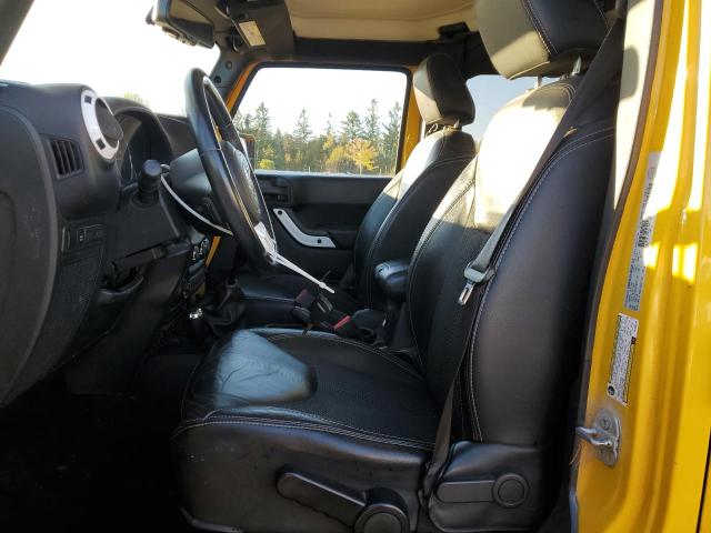 1C4BJWEGXFL596210 - 2015 JEEP WRANGLER U SAHARA YELLOW photo 7
