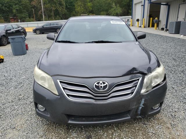 4T1BK3EK1AU109989 - 2010 TOYOTA CAMRY SE 灰色 照片 5