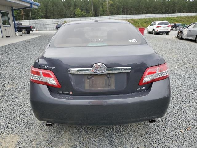 4T1BK3EK1AU109989 - 2010 TOYOTA CAMRY SE 灰色 照片 6