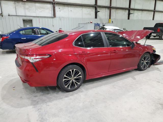 4T1J11AK6LU393440 - 2020 TOYOTA CAMRY SE RED photo 3