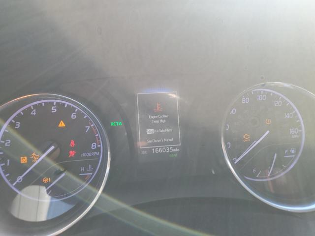 4T1J11AK6LU393440 - 2020 TOYOTA CAMRY SE RED photo 9