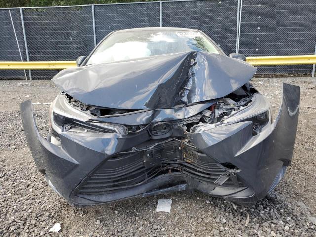 JTDBCMFE0P3014225 - 2023 TOYOTA COROLLA LE 灰色 照片 5