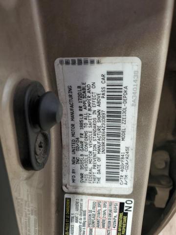 1NXBR32E64Z310897 - 2004 TOYOTA COROLLA CE Ոսկեգույն լուսանկար 13