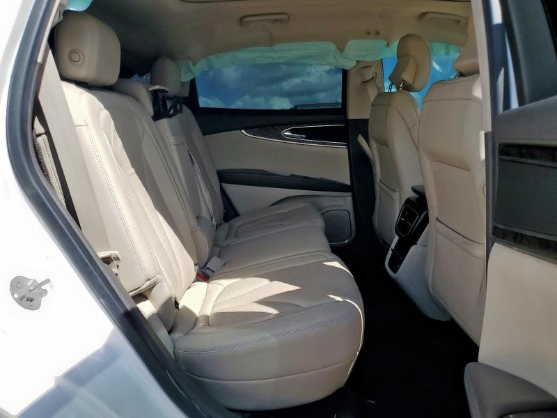 2LMPJ6LR6JBL12350 - 2018 LINCOLN MKX RESERVE Սպիտակ լուսանկար 11