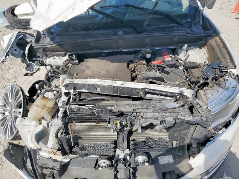 2LMPJ6LR6JBL12350 - 2018 LINCOLN MKX RESERVE Սպիտակ լուսանկար 12