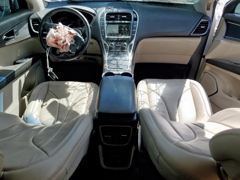 2LMPJ6LR6JBL12350 - 2018 LINCOLN MKX RESERVE Սպիտակ լուսանկար 8