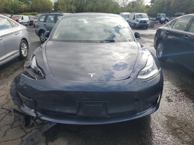 5YJ3E1EB3KF386531 - 2019 TESLA MODEL 3 ნაცრისფერი ფოტო 5