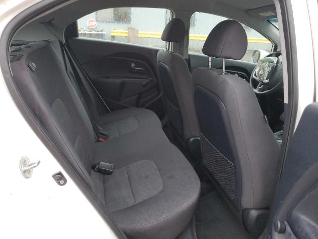 KNADM5A36E6353789 - 2014 KIA RIO LX WHITE photo 10