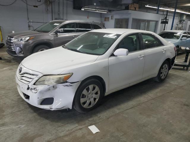 2011 TOYOTA CAMRY BASE, 
