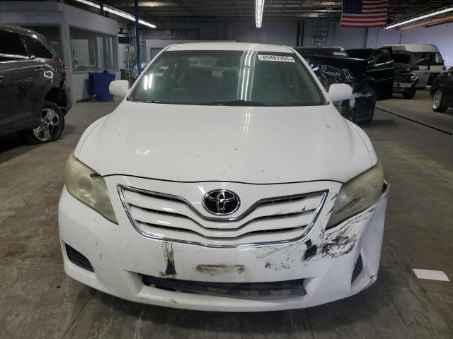 4T4BF3EK7BR107286 - 2011 TOYOTA CAMRY BASE WHITE photo 5