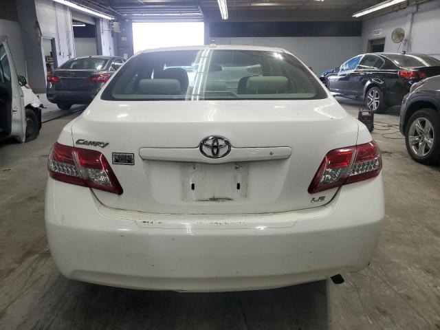 4T4BF3EK7BR107286 - 2011 TOYOTA CAMRY BASE WHITE photo 6