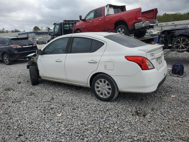 3N1CN7APXJK402544 - 2018 NISSAN VERSA S WHITE photo 2