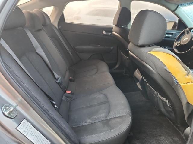 5XXGT4L37JG237703 - 2018 KIA OPTIMA LX ნაცრისფერი ფოტო 10