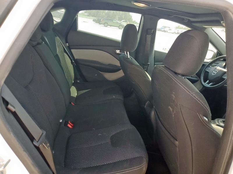 1C3CDFBB6GD564973 - 2016 DODGE DART SXT WHITE photo 10