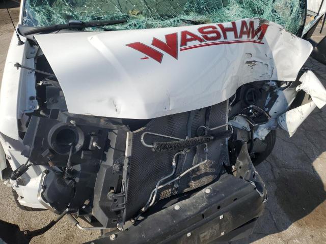 1GCWGFCF8F1259878 - 2015 CHEVROLET EXPRESS G2 WHITE photo 11