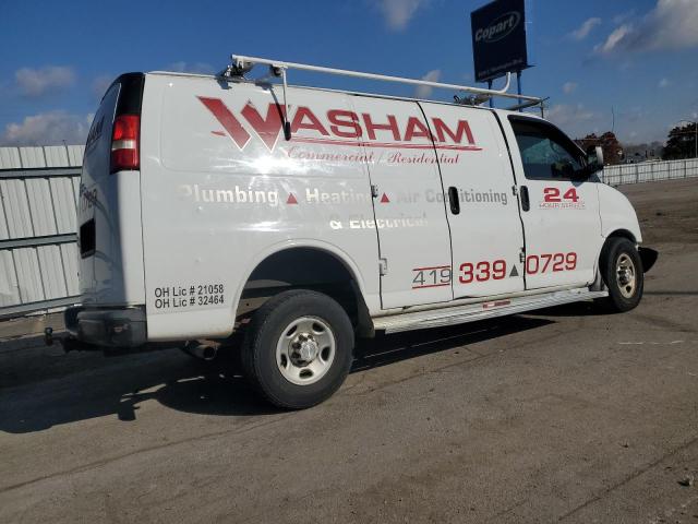 1GCWGFCF8F1259878 - 2015 CHEVROLET EXPRESS G2 WHITE photo 3