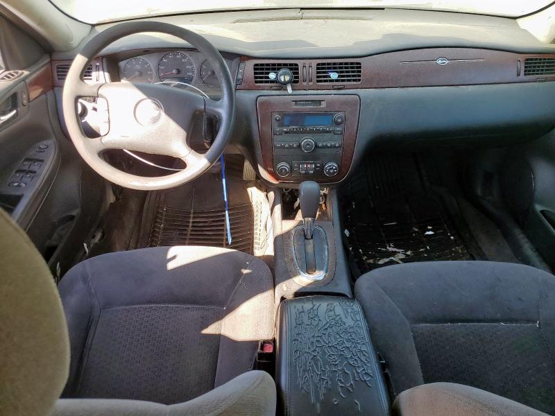 2G1WB57K891159884 - 2009 CHEVROLET IMPALA LS SILVER photo 8