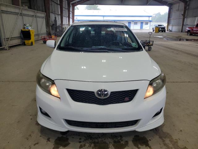 1NXBU4EE7AZ259860 - 2010 TOYOTA COROLLA BASE თეთრი ფოტო 9